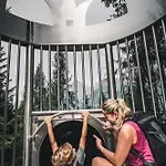 Hotel-restaurant Bike&snow Lederer ゲストハウス Mühlbach am Hochkönig