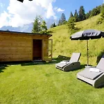 Hotel-restaurant Bike&snow Lederer