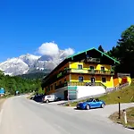 Hotel-restaurant Bike&snow Lederer Gæstehus Mühlbach am Hochkönig