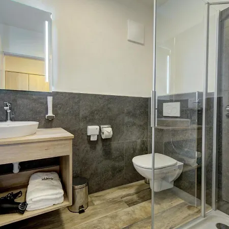 Gæstehus Hotel-restaurant Bike&snow Lederer 3*