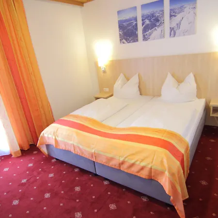 Hotel-restaurant Bike&snow Lederer Gæstehus 3*