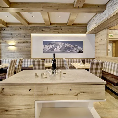 Hotel-restaurant Bike&snow Lederer Gæstehus Mühlbach am Hochkönig