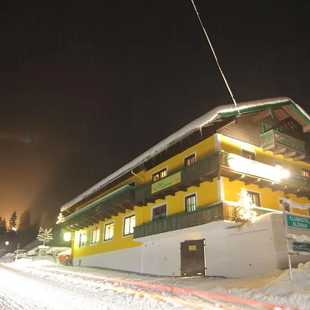 Hotel-restaurant Bike&snow Lederer Гостевой дом 3*