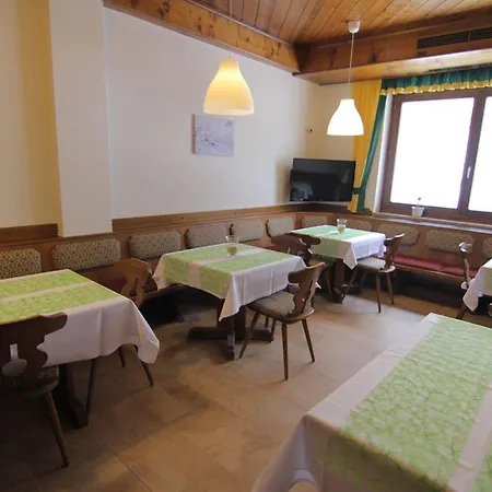 Gæstehus Hotel-restaurant Bike&snow Lederer 3*