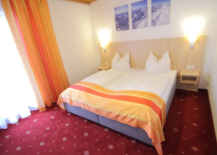Hotel-restaurant Bike&snow Lederer Vendégház 3*